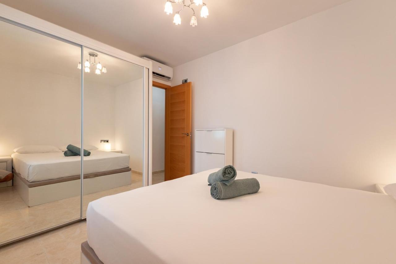 Charming 3 Bedroom Apartment At Triana Center By Oui Sevilla Exterior foto