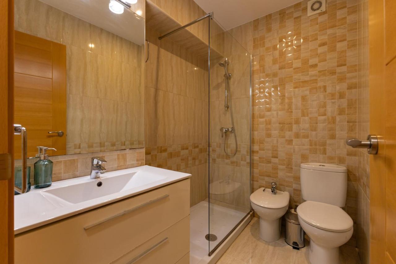 Charming 3 Bedroom Apartment At Triana Center By Oui Sevilla Exterior foto
